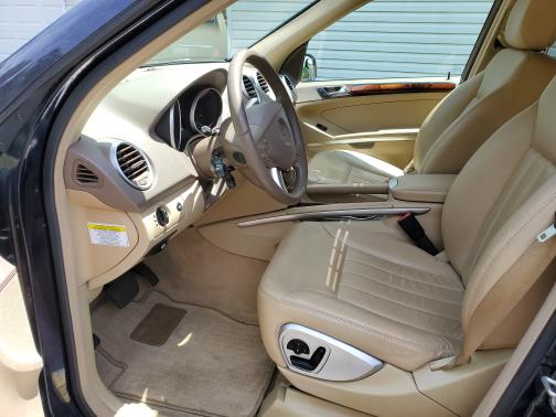 Photo 2 of 6 of 2007 Mercedes-Benz M-Class ML 350 4MATIC